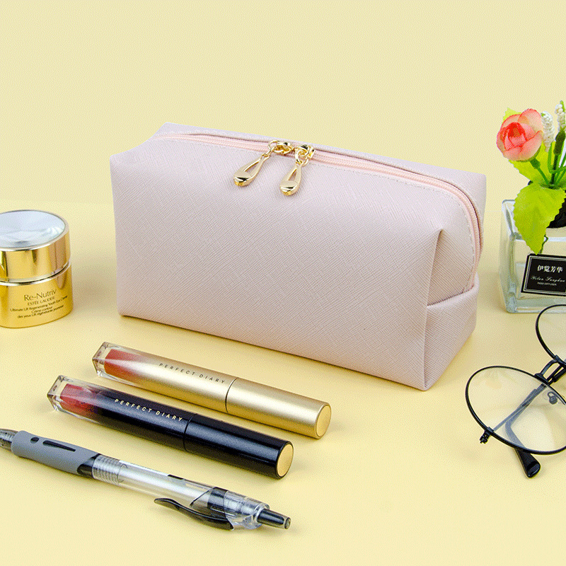 Small makeup bag, pencil case, - Cosmetic Bags recension och pris